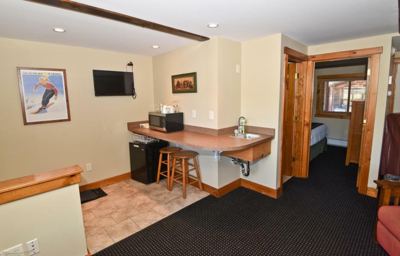 Timber Inn Motel Ludlow Bagian luar foto