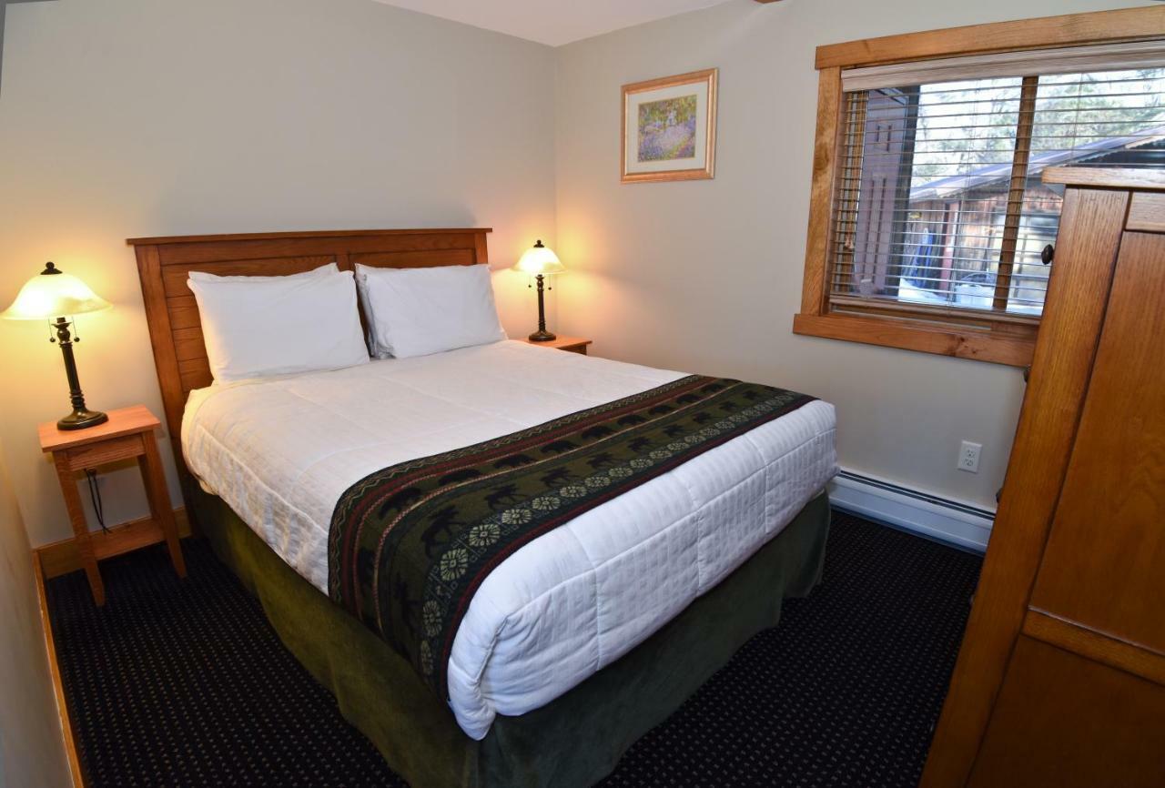 Timber Inn Motel Ludlow Bagian luar foto