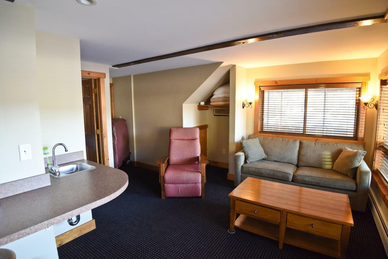 Timber Inn Motel Ludlow Bagian luar foto
